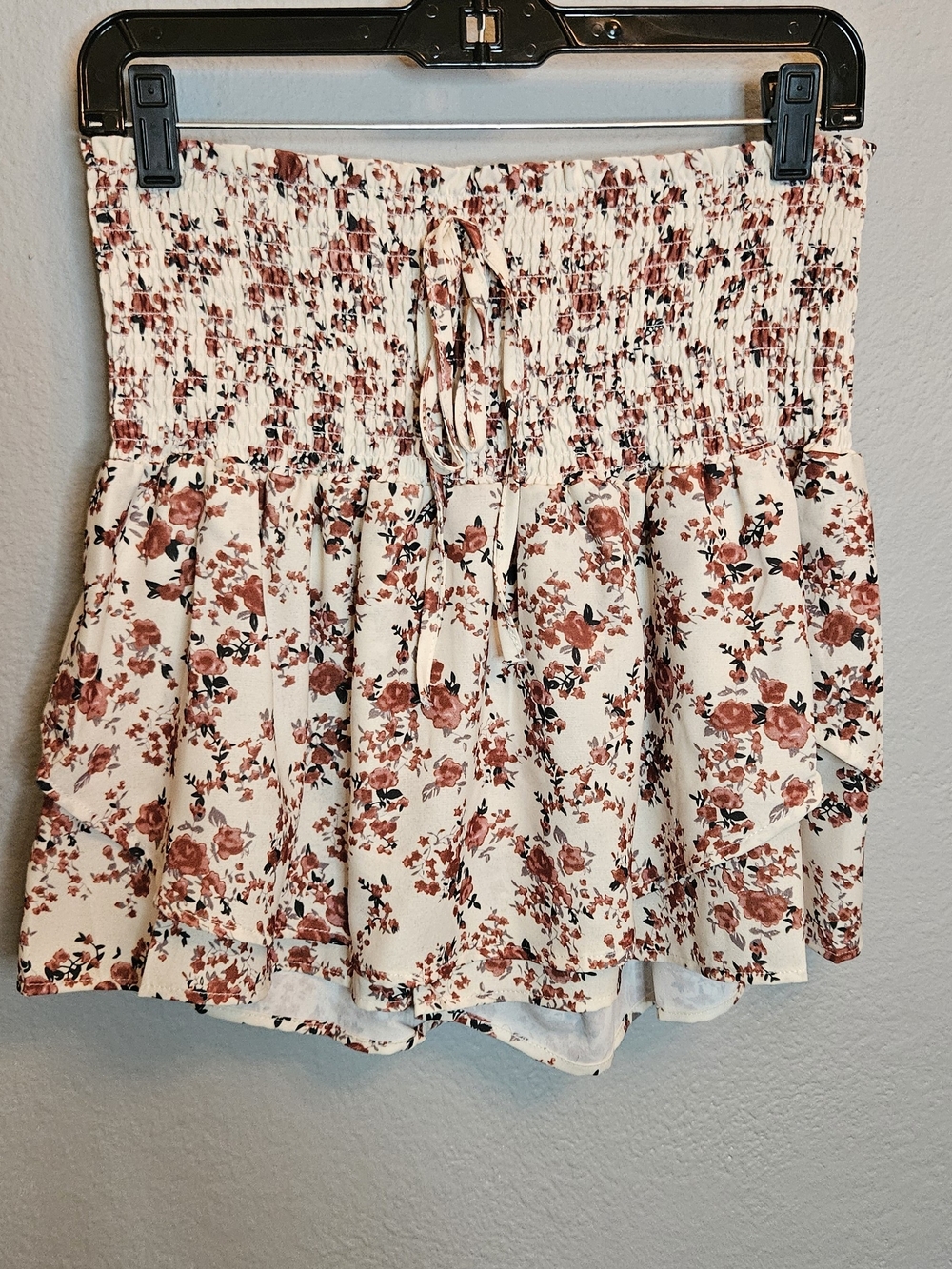 Floral Smocked Waist Skort – Size Large